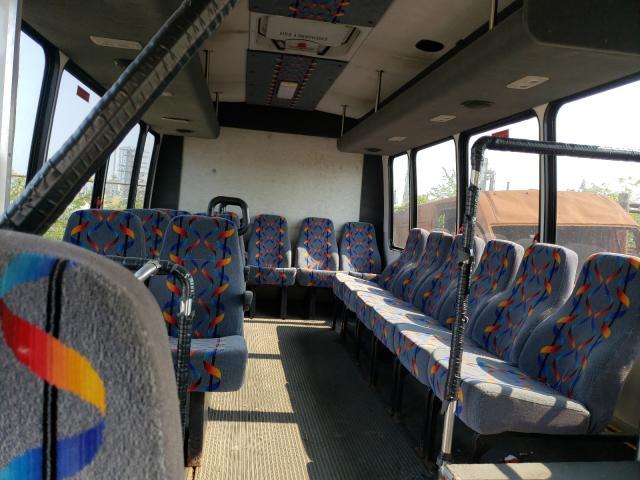 2008 Ford Econoline E450 Super Duty Cutaway Van