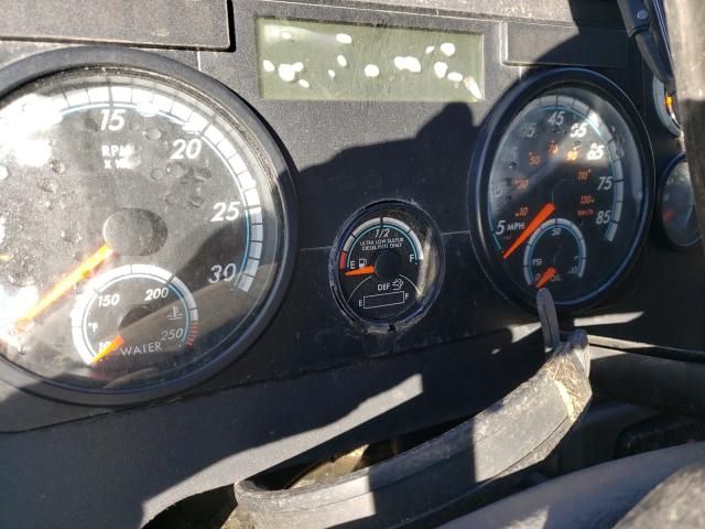 2014 Freightliner Cascadia 125