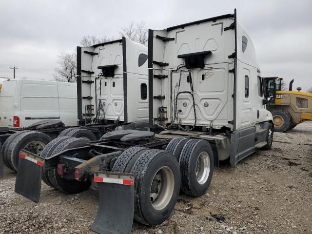 2018 Freightliner Cascadia 125