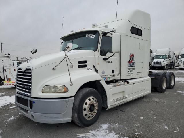 2014 Mack 600 CXU600