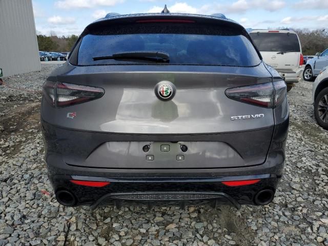 2024 Alfa Romeo Stelvio TI