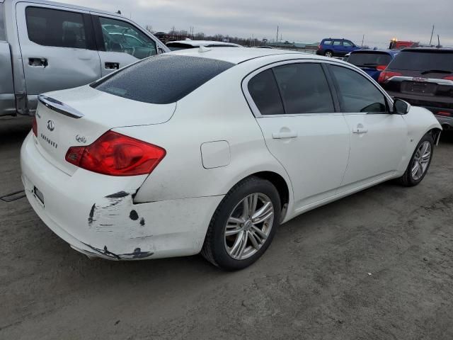 2015 Infiniti Q40