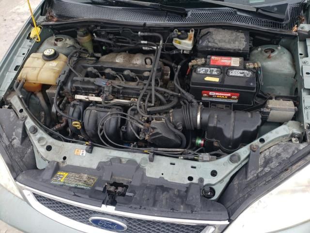 2005 Ford Focus ZX4