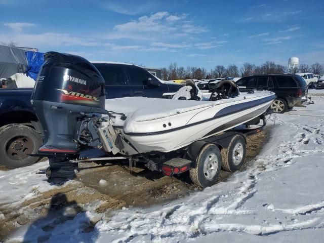 1999 Stratos Boat