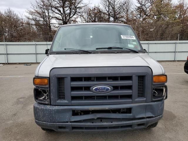 2013 Ford Econoline E250 Van