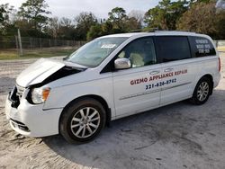 Vehiculos salvage en venta de Copart Fort Pierce, FL: 2015 Chrysler Town & Country Limited Platinum