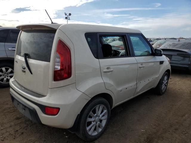 2013 KIA Soul +