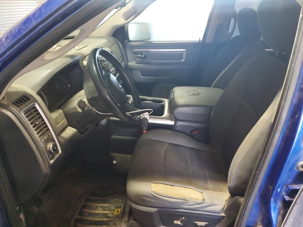 2016 Dodge Ram 1500 slt