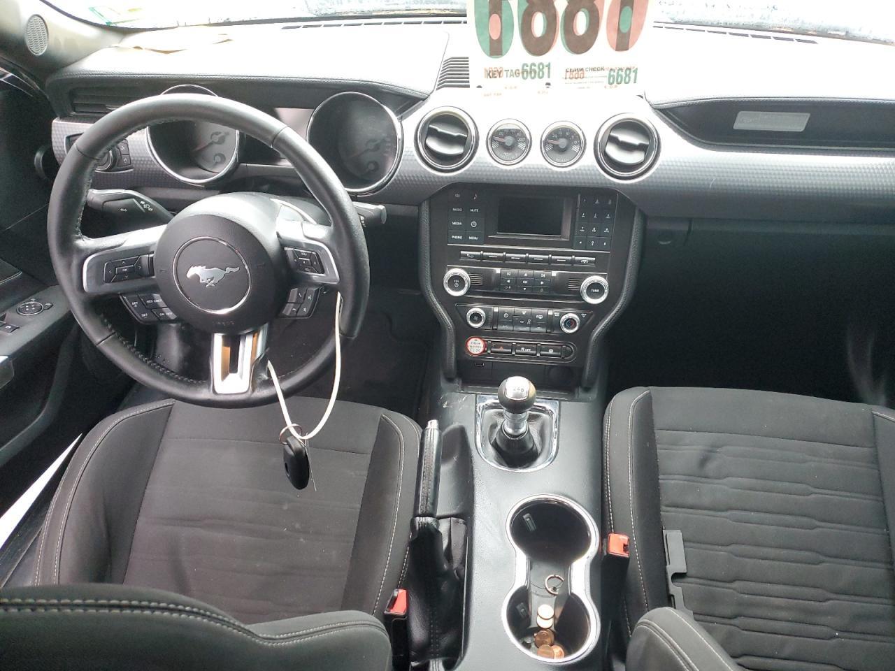 2017 Ford Mustang gt