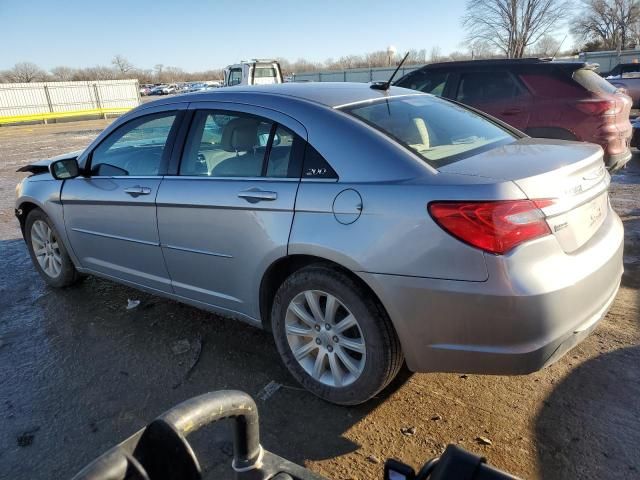 2013 Chrysler 200 Touring