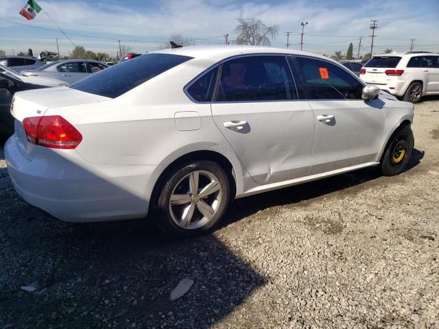 2014 Volkswagen Passat SE