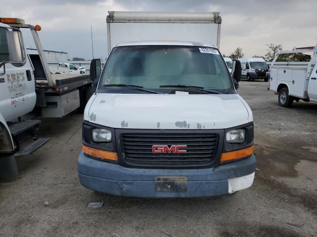 2003 GMC Savana Cutaway G3500