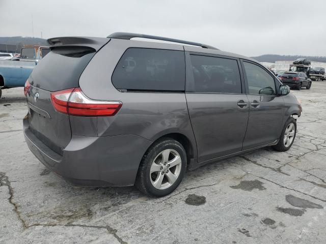 2016 Toyota Sienna LE