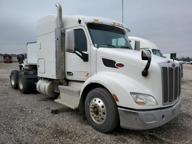 2017 Peterbilt 579