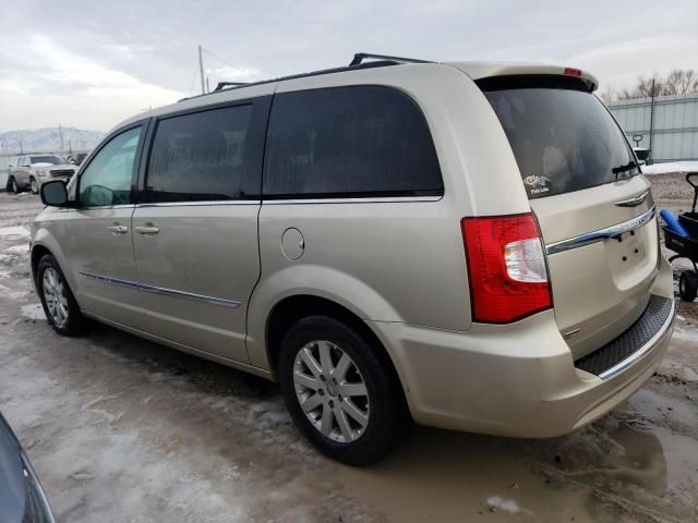 2013 Chrysler Town & Country Touring