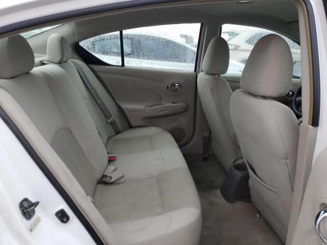 2013 Nissan Versa S