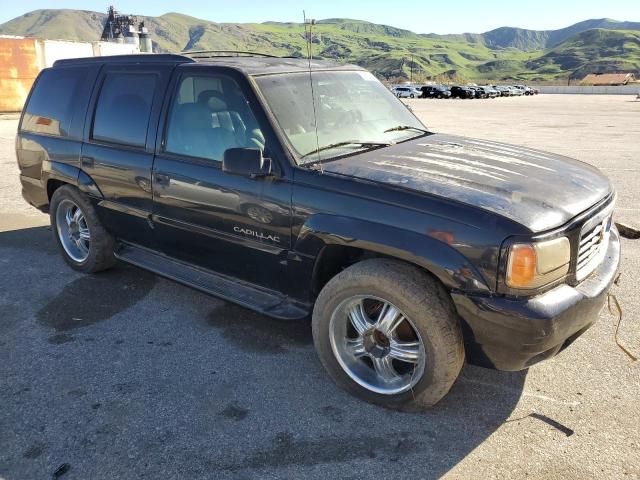 2000 Cadillac Escalade Luxury