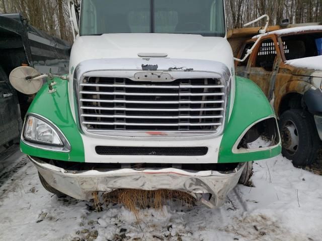 2007 Freightliner Conventional Columbia