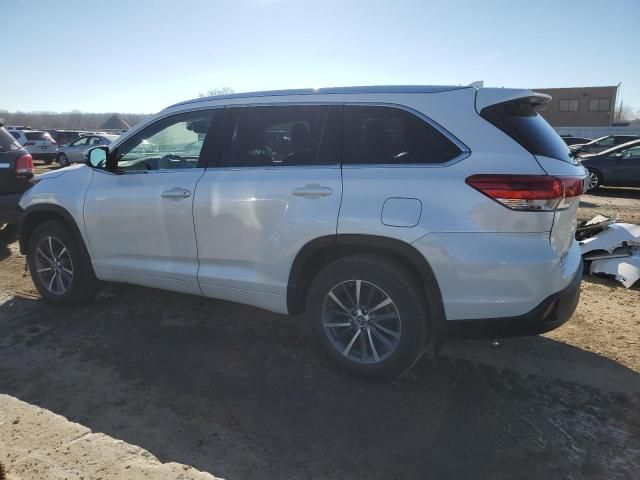 2018 Toyota Highlander SE