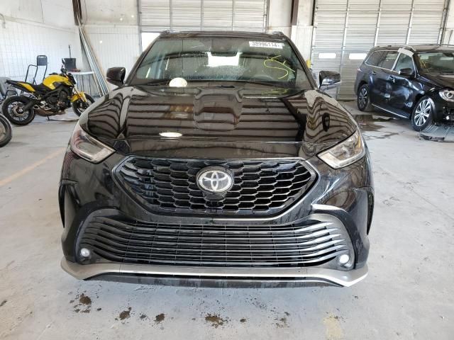 2021 Toyota Highlander XSE