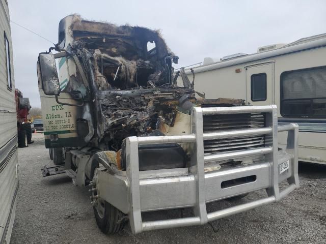 1999 Freightliner Conventional FLC120