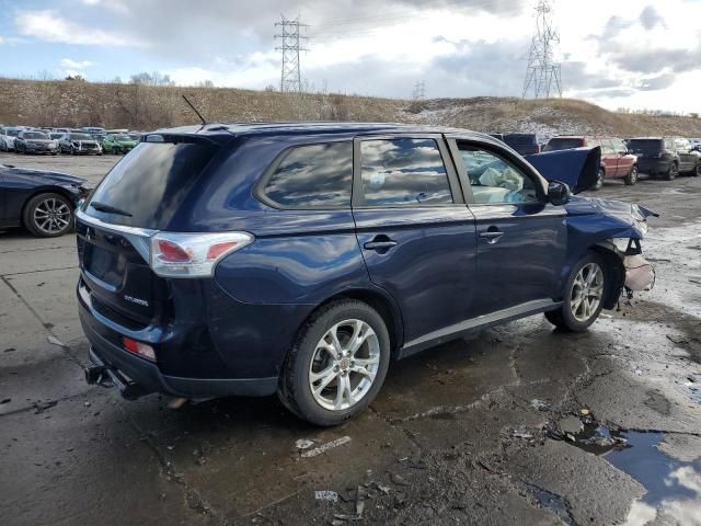 2014 Mitsubishi Outlander SE