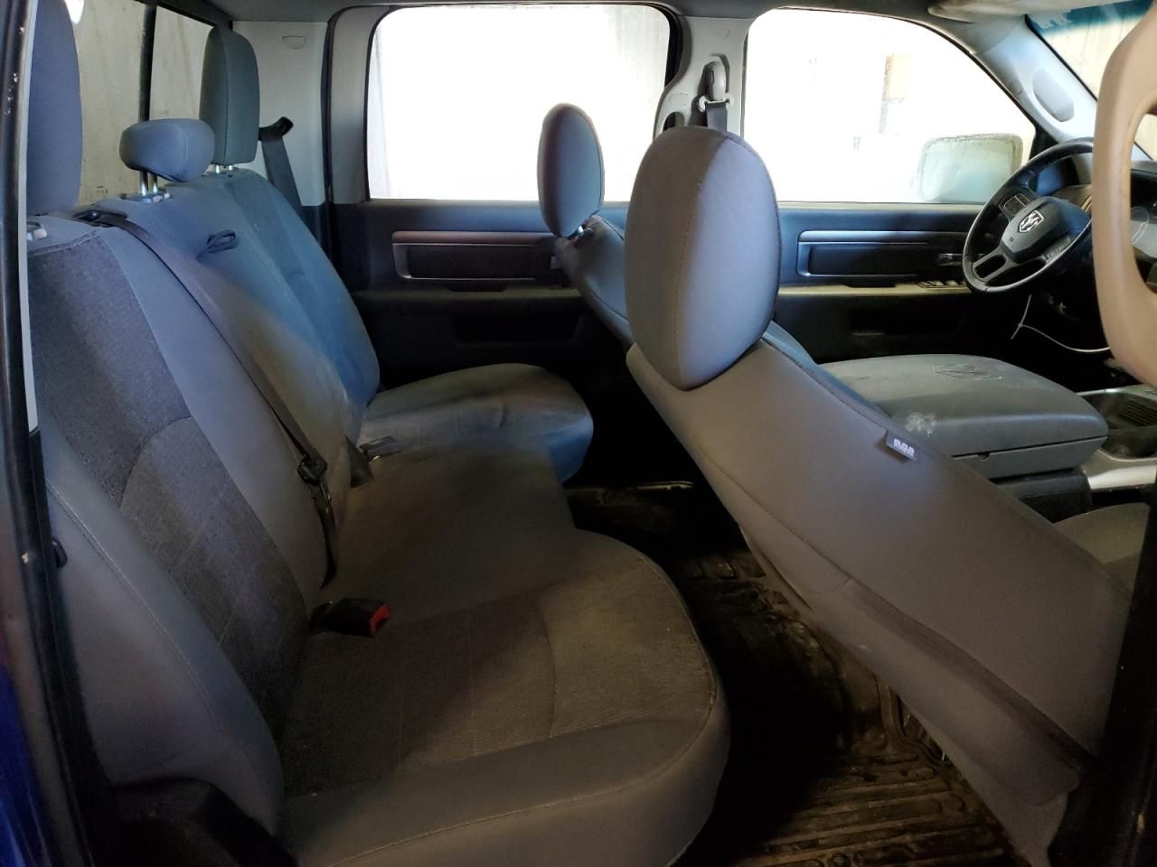 2016 Dodge Ram 1500 slt