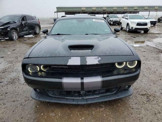 2016 Dodge Challenger SRT 392