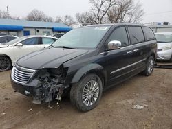 Salvage cars for sale from Copart Wichita, KS: 2014 Chrysler Town & Country Touring L