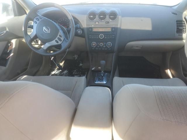 2010 Nissan Altima Base