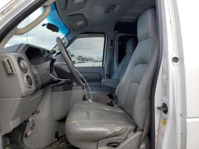 2012 Ford Econoline E350 Super Duty Van