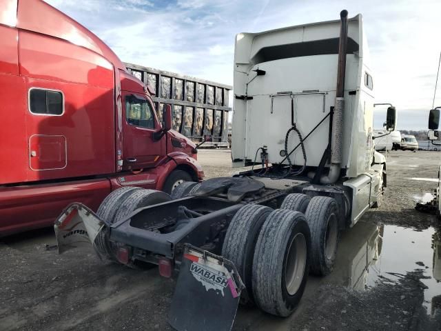 2014 Mack 600 CXU600