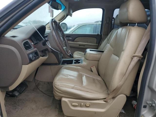 2009 GMC Yukon XL C1500 SLT