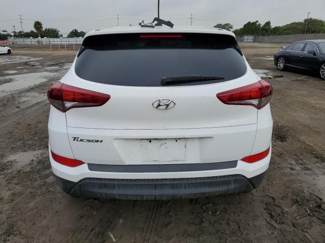 2016 Hyundai Tucson SE