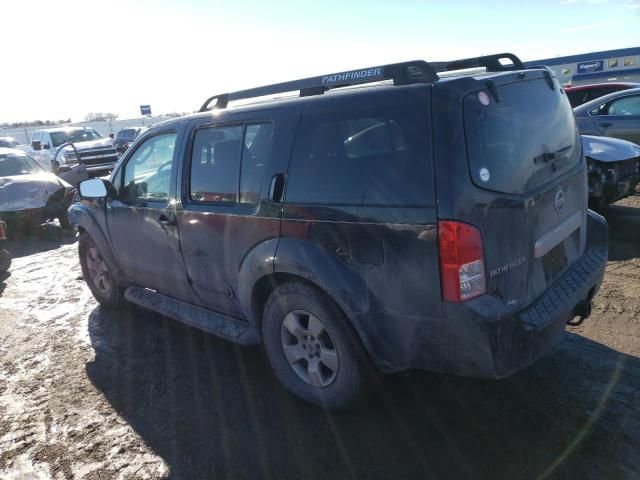 2006 Nissan Pathfinder LE