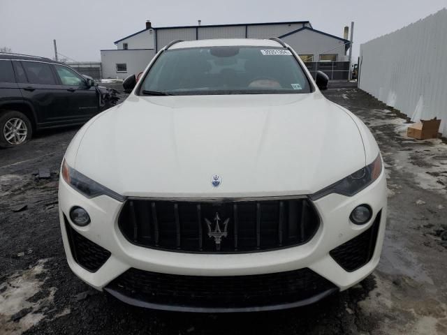 2022 Maserati Levante Base