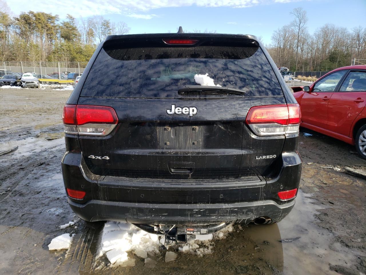 2020 Jeep Grand Cherokee Laredo