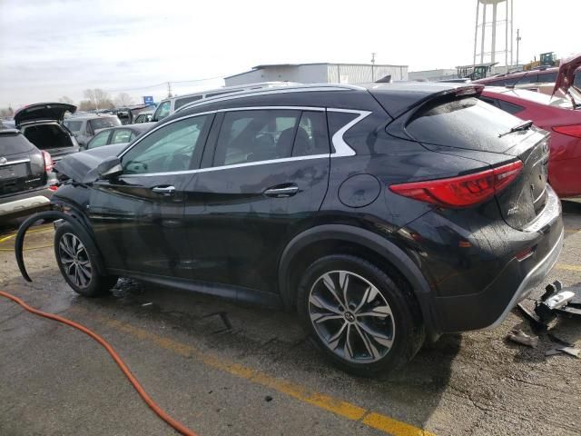 2017 Infiniti QX30 Base