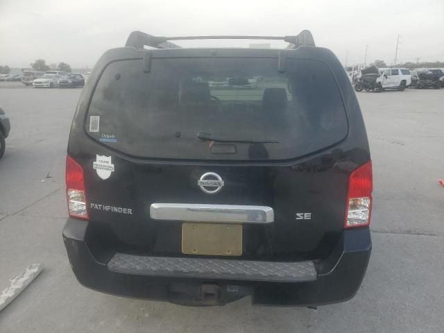 2005 Nissan Pathfinder LE