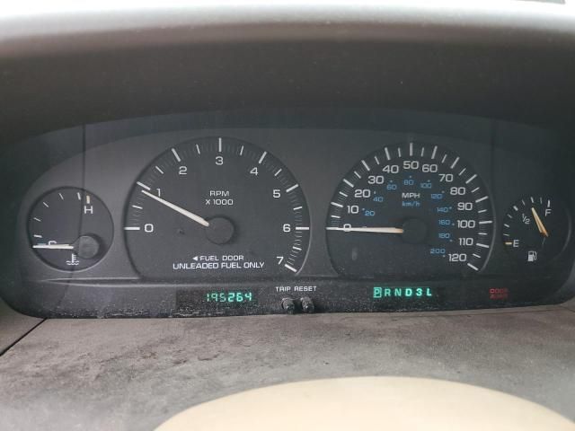 2000 Chrysler Town & Country LXI