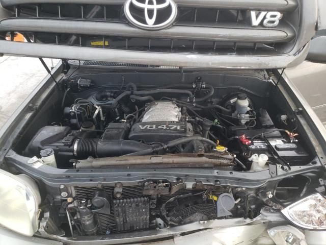 2003 Toyota Sequoia SR5