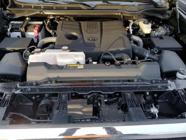 2023 Toyota Tundra Crewmax SR