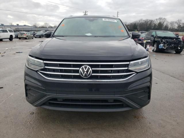 2022 Volkswagen Tiguan SE