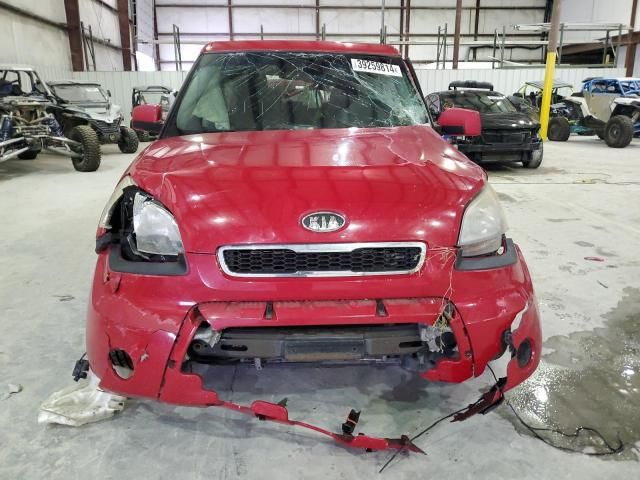 2010 KIA Soul +