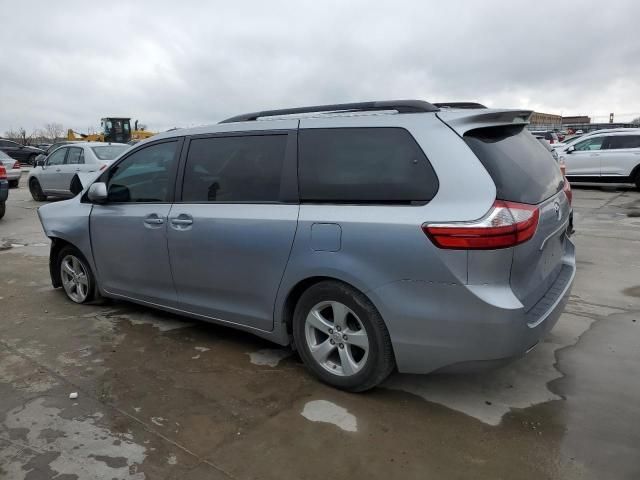 2015 Toyota Sienna LE