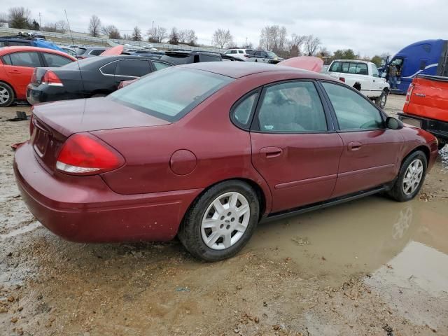 2005 Ford Taurus SE