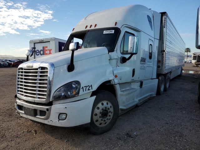 2017 Freightliner Cascadia 125