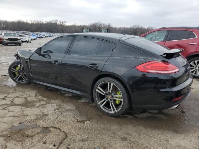 2014 Porsche Panamera 2