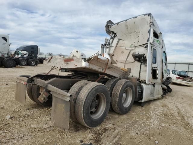 2020 Freightliner 2020 Kenworth Construction T680