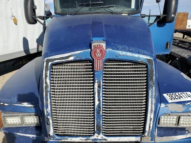 2003 Kenworth Construction T600